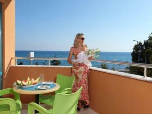 Vella Beach Hotel Tosmur 外观 照片